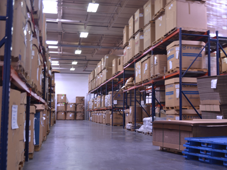 plastic injection molding manufacturers warehouse